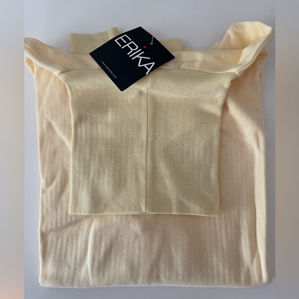 NWT long sleeve turtleneck